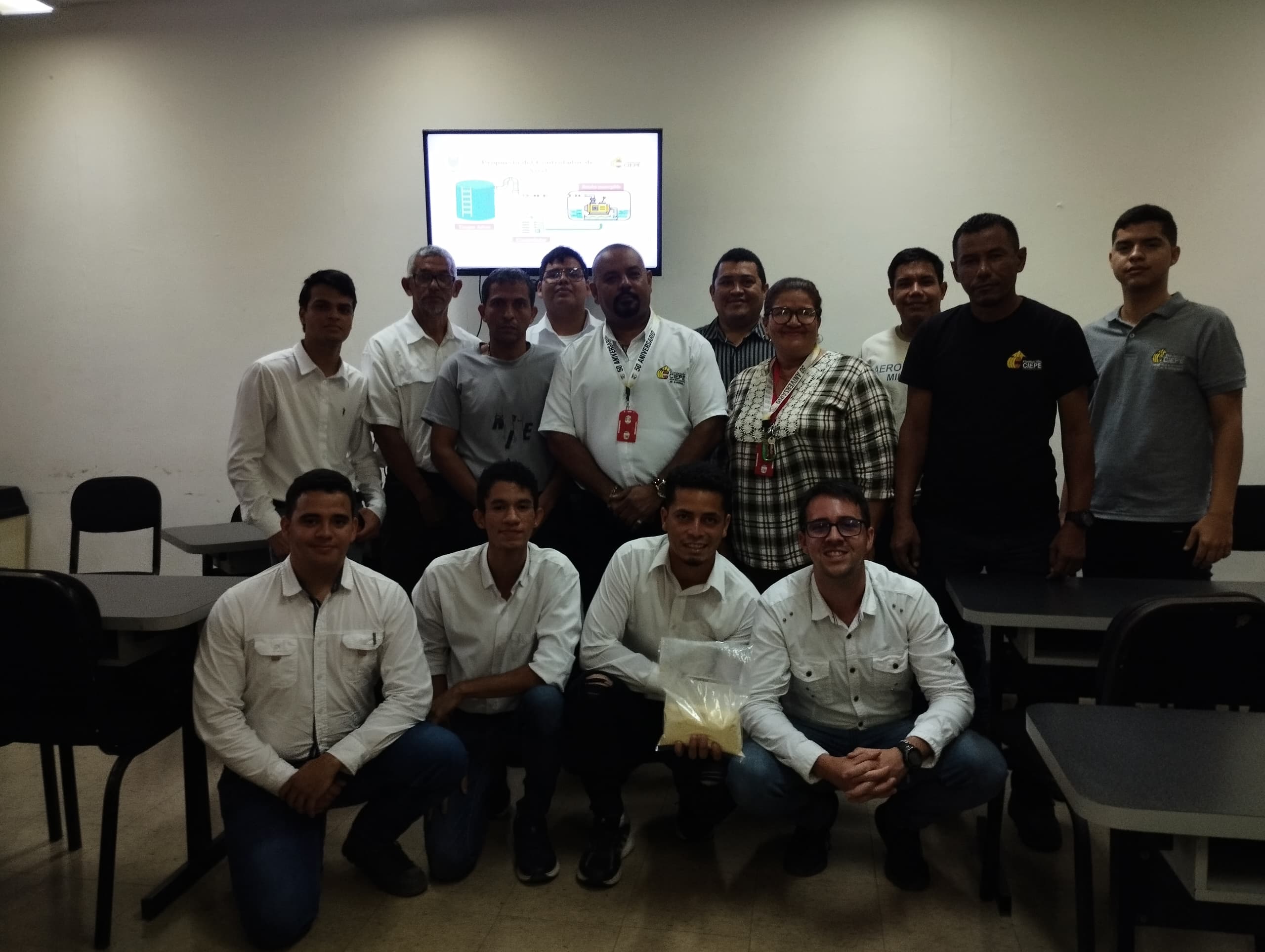 Pasantes de la Universidad Nacional Experimental de Yaracuy (UNEY) del PNF en Instrumentación y Control socializan informé de grado en la Fundación CIEPE