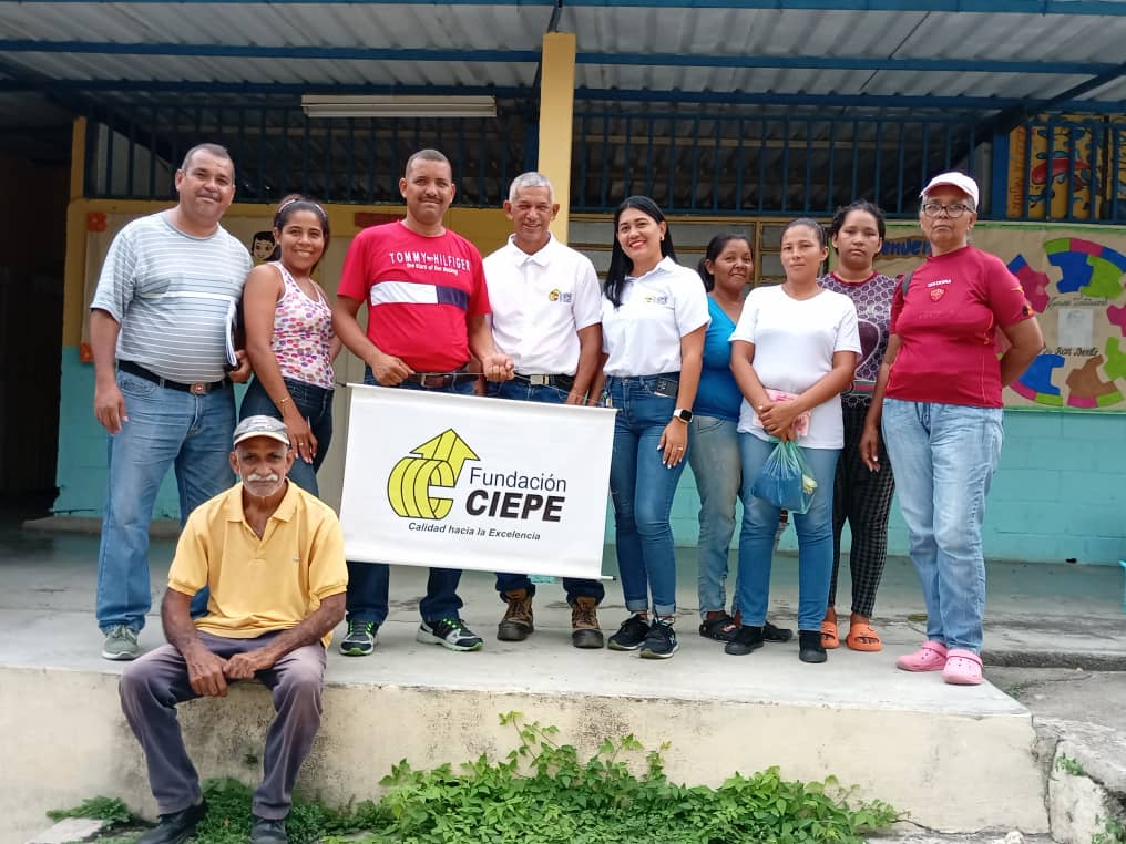 Fundación CIEPE a través de la Gerencia de Investigación y la Oficina Atención al Ciudadano, dice presente en la Comunidad de la Negrita - Mampostal