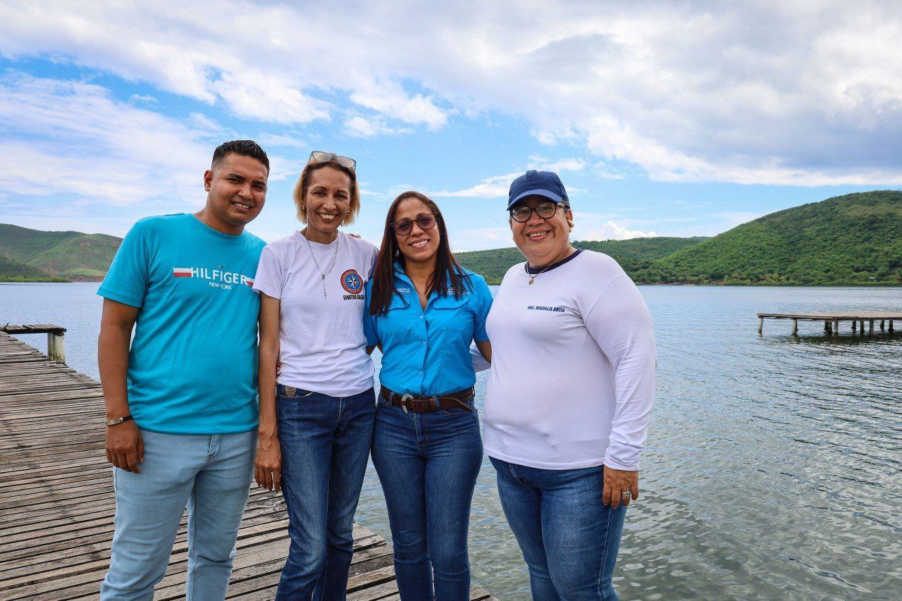 Equipo de investigadoras venezolanas lidera un proyecto multidisciplinario para hacer frente a la invasión y reproducción del coral blanco conocido como Unomia Stonolifera.