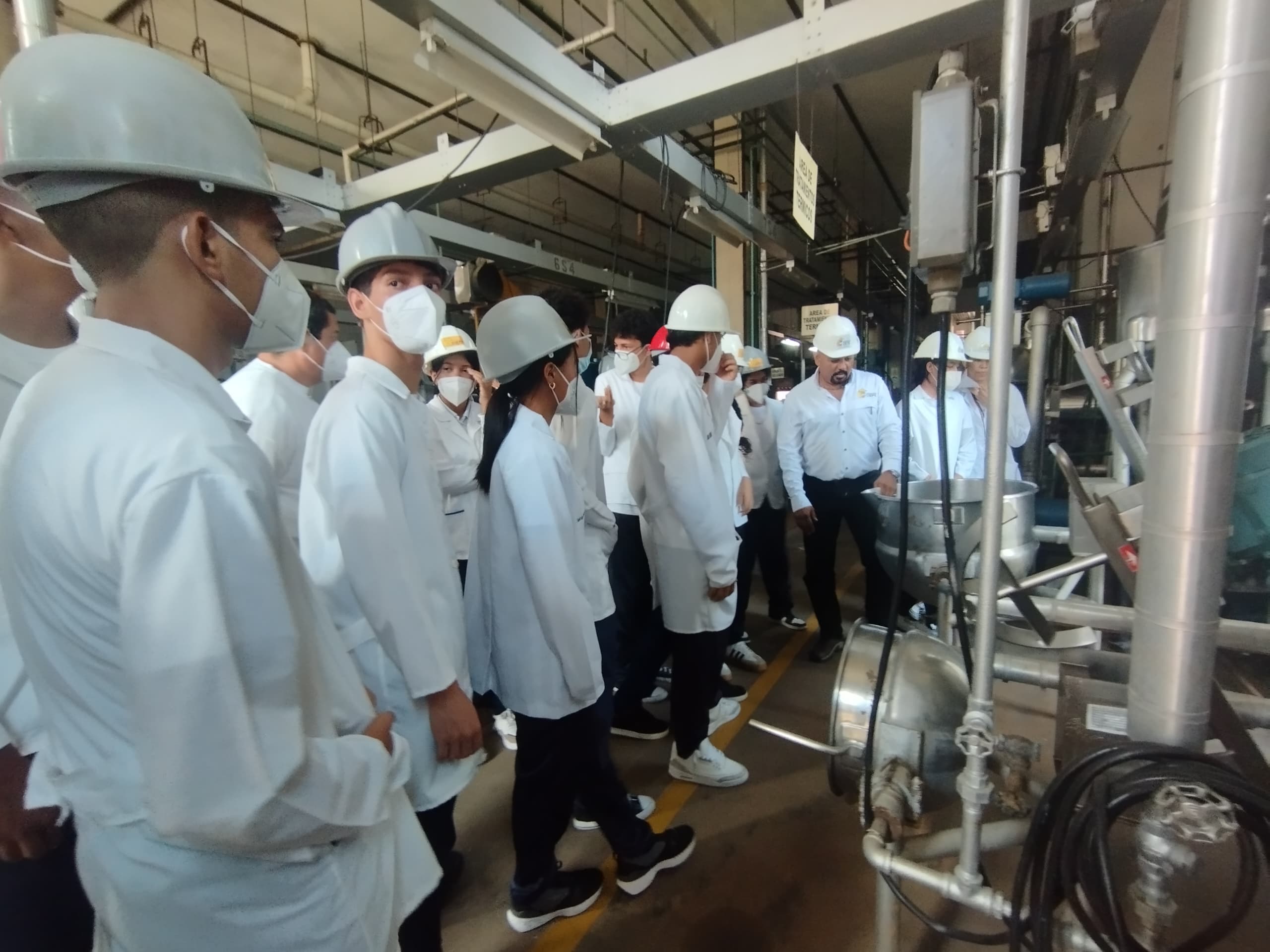 La Fundación CIEPE brinda a estudiantes de bachillerato un espacio para el conocimiento científico tecnológico.