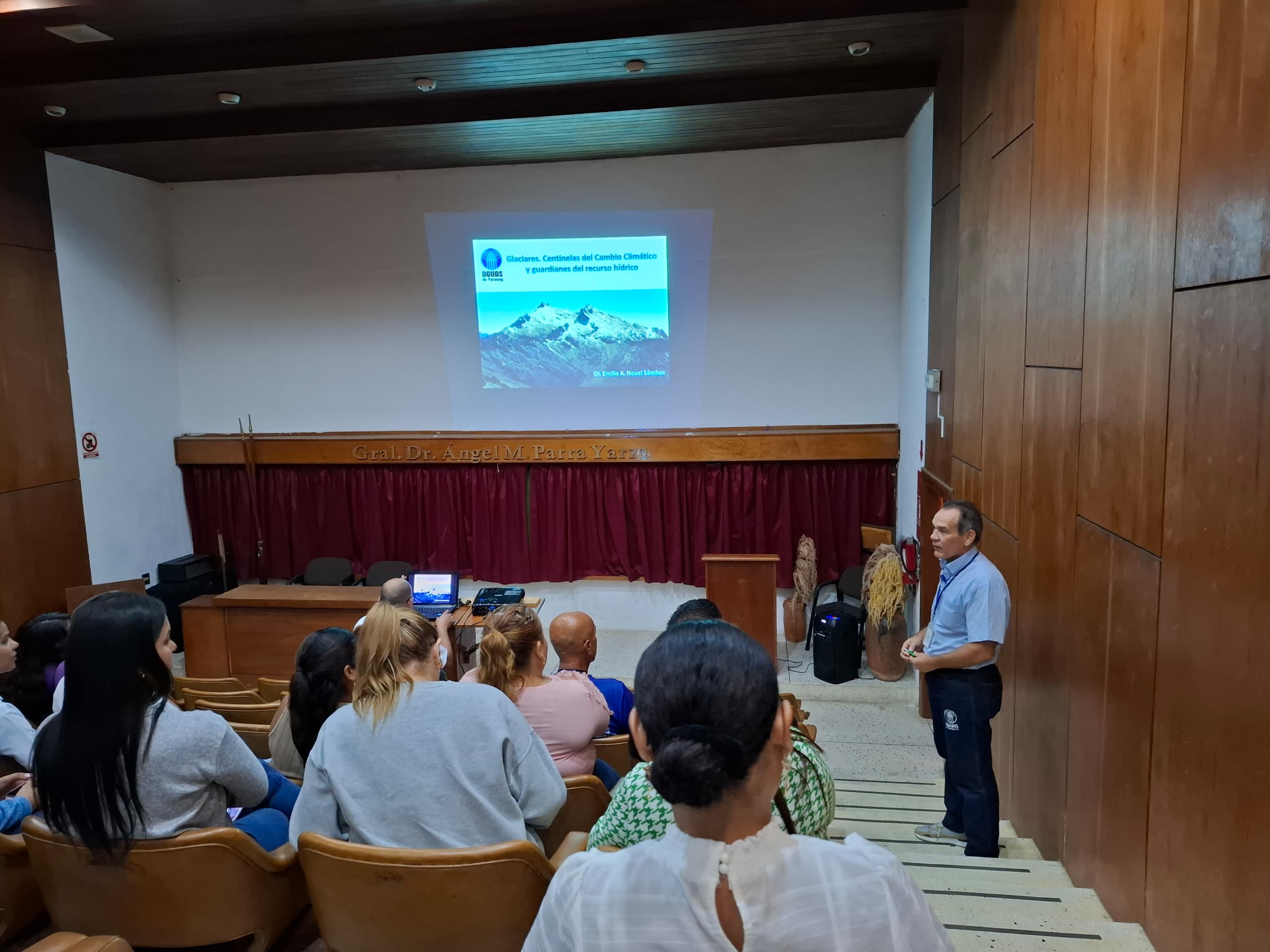 La Fundación CIEPE realizó Conferencia Hielo para la Vida por el Día Mundial del Agua