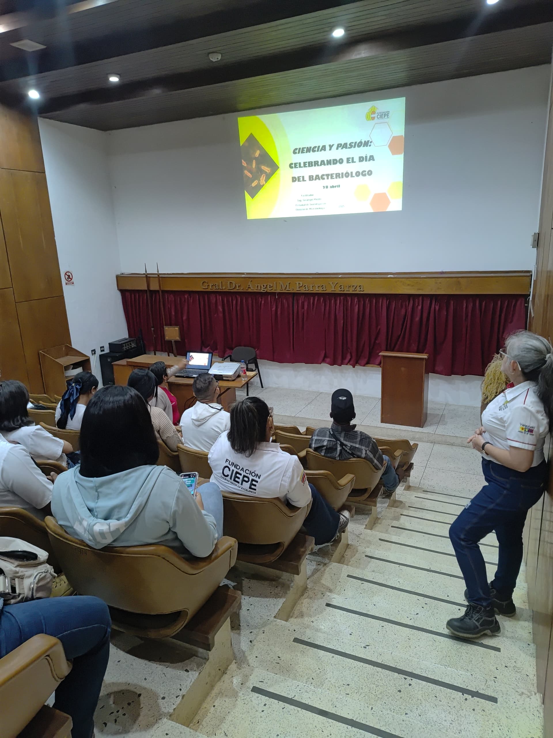 La Fundación CIEPE celebró el Día del Bacteriólogo
