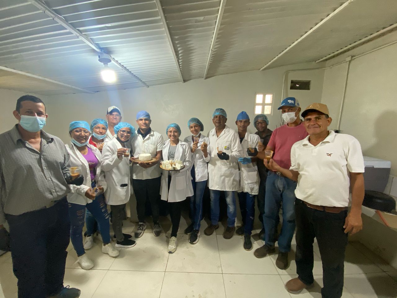 La Fundación CIEPE continúa promoviendo la formación en el área láctea con el rubro caprino en Yaracuy .