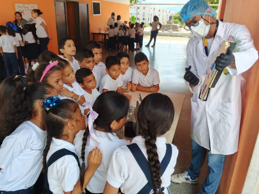 Fundación CIEPE despierta el interés por la ciencia en estudiantes de la Escuela Hugo Chávez de San Felipe